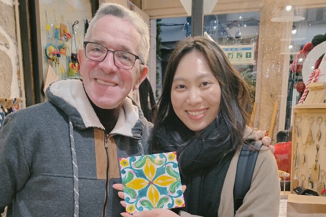 Porto: Tile Painting Workshop with Porto Wine - Sé do Porto - Choosing a Design: Replicate Porto or Make It Yours