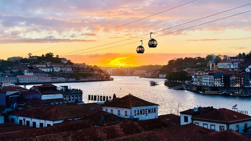 Porto to Gaia Sunset Walking Tour - Port Wine Included - Key Things You’ll Notice on This Porto to Gaia Tour