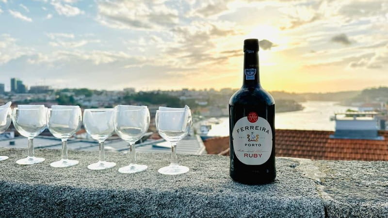 Porto to Gaia Sunset Walking Tour - Port Wine Included - From Porto City Hall to Avenida dos Aliados: Real Street-Level Porto