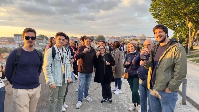 Porto to Gaia Sunset Walking Tour - Port Wine Included - Meeting at Praça da Trindade: The Simplest Start in Porto’s Center