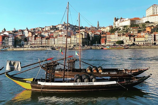 Porto to Lisbon Up to 4 Stops: Aveiro, Nazare, Fatima & Obidos - Arriving in Lisbon: dropped where you actually need to be