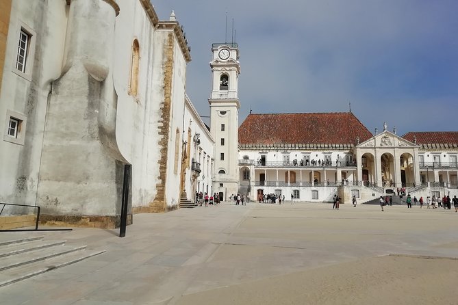 Porto to Lisbon up to 5 stops Aveiro Coimbra Fátima Nazaré Óbidos - Private Pickup in Porto and Drop-Off in Lisbon