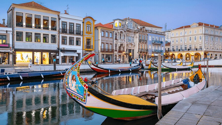 Porto to Lisbon with Aveiro-Coimbra-Fátima-Nazaré-Óbidos - Fátima: a prayerful stop that calls for a quieter pace