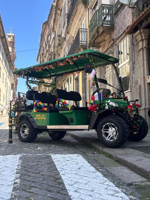 Porto Tour: Street Art & Architecture Experience 3h - Miguel Bombarda and the open-air gallery feeling