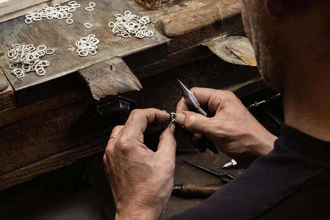 PORTO: Tour to the world of silver in a century-old workshop - Group size, language, and how to plan your Porto day