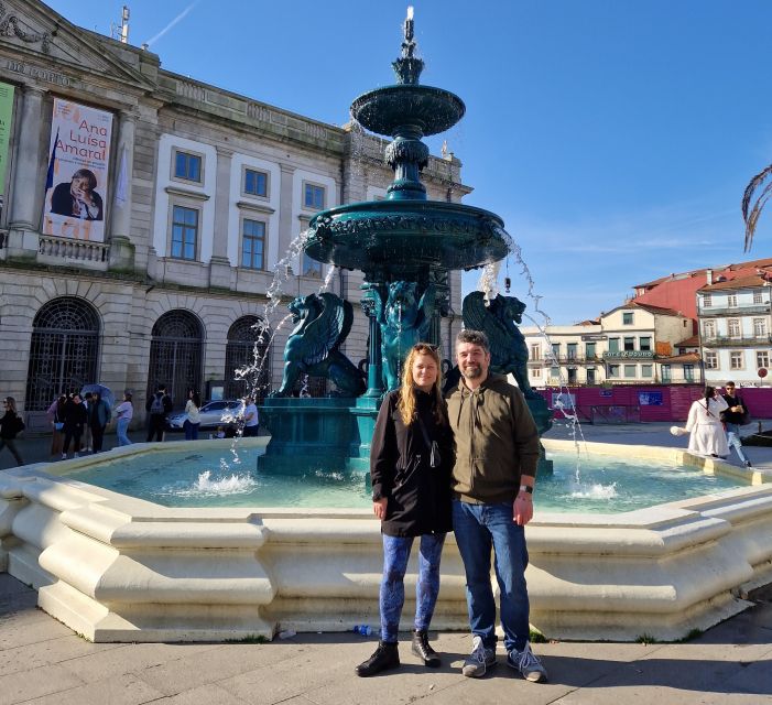 Porto tour with Port Wine tasting in a hidden wine cellar! - Livraria Lello & Clérigos: quick hits with payoff