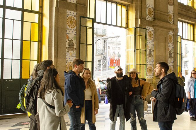 Porto Walking Tour - Jardim da Cordoaria and the Tribunal do Porto: Politics You Can See