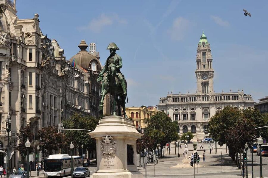 Porto Walking Tour - What makes this tour work: the guide’s stories and pacing