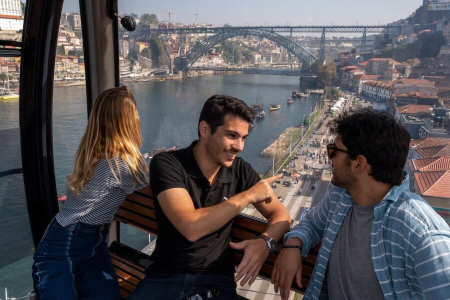 Porto: Walking Tour, Lello Bookshop, Boat and Cable Car - The Douro River Cruise: Seeing Porto Under the Bridges