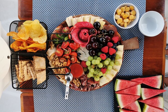 Porto: Wine and cheese tasting on a sailboat on the Douro River - Cais de Gaia and Jardim do Morro: Port country in plain sight