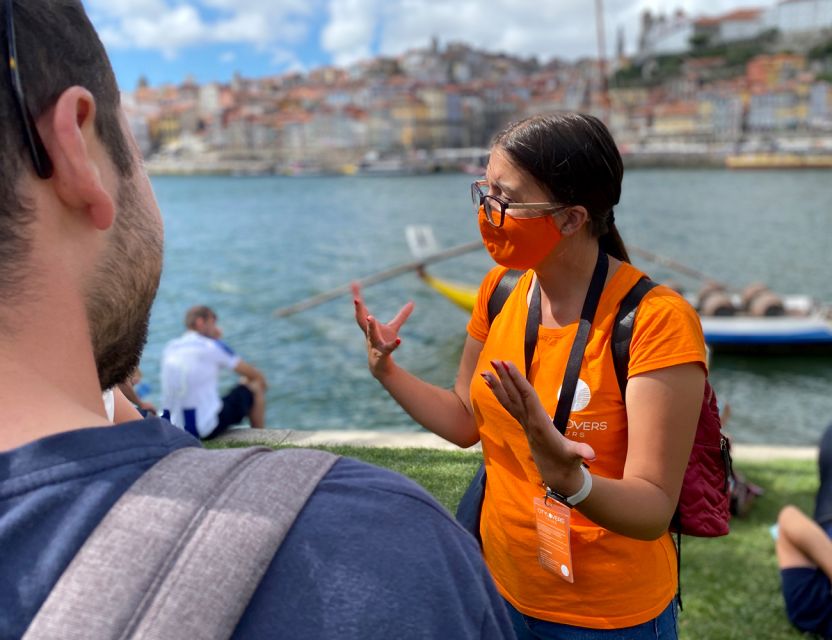Porto: Wine Tasting with Tapas Walking Tour - Quick takeaways