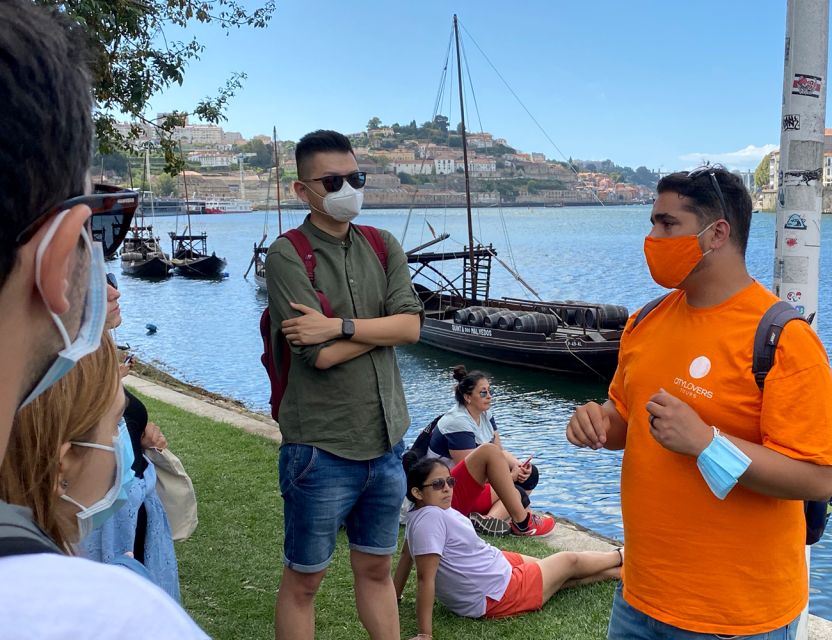Porto: Wine Tasting with Tapas Walking Tour - How you’ll taste like a pro without pretending