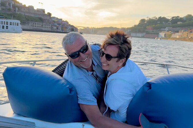 Porto: Yacht Small-Group Douro River Cruise & 6 Bridges w/ Drink - When to book and who it suits best