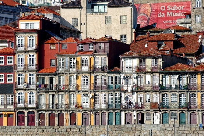 Private 3-hour walking tour of Porto with official tour guide - Timing, Pace, and Practical Comfort Tips