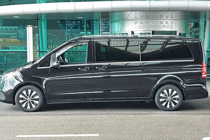 Private Airport Transfer from Porto to the Airport - Luggage, Families, and “We Brought Stuff” Extras