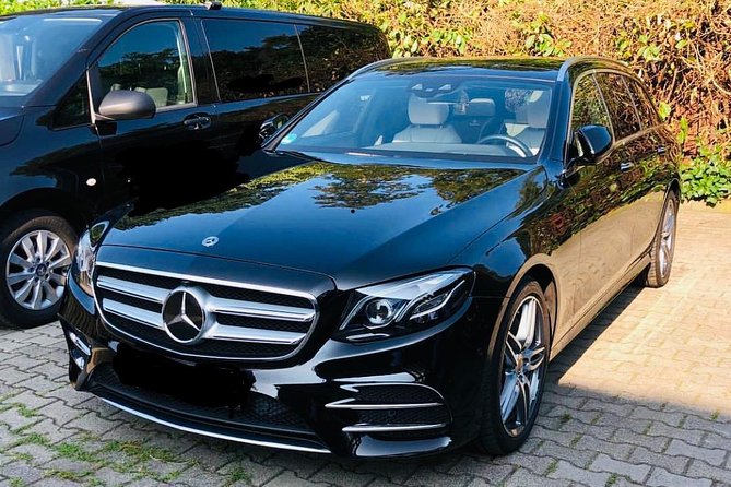 Private Airport Transfer: Porto (24/7 Mercedes VIP Service) - 24/7-style service with real waiting rules for delays