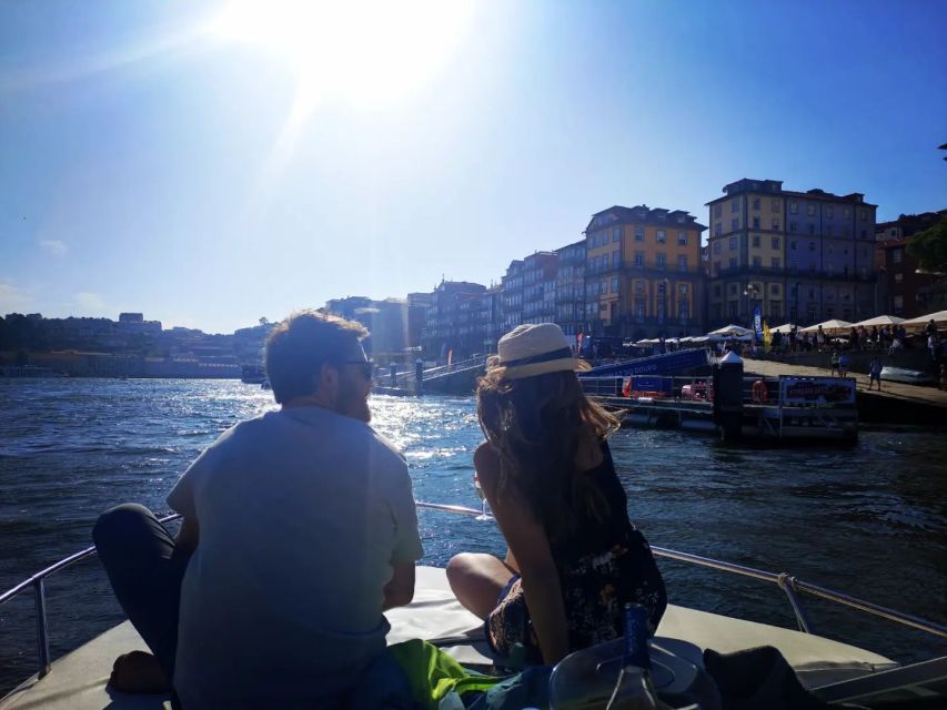 Private Boat Tour 6 Bridges, up to 6px Sunset Option - Should you book the Private Boat Tour 6 Bridges?