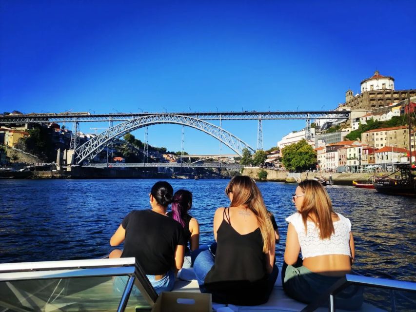 Private Boat Tour 6 Bridges, up to 6px Sunset Option - Sunset option: why timing matters on the Douro