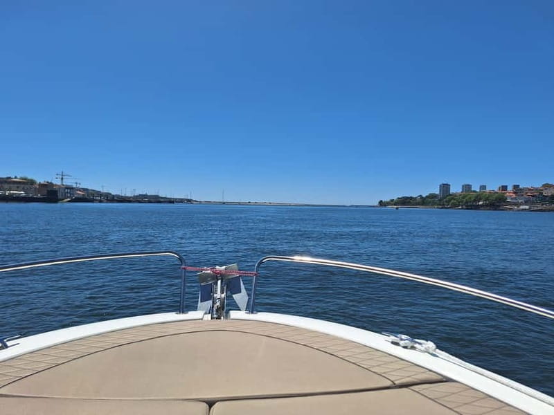 Private Boat Tour in Porto with Portuguese Tapas Option - Portuguese Tapas On Board: Why This Option Feels Like a Treat