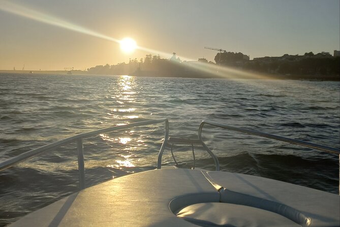 Private Boat Tour on the Douro River at Sunset - Getting On Board: Meeting Point, Boat Comfort, and What Small-Boat Means