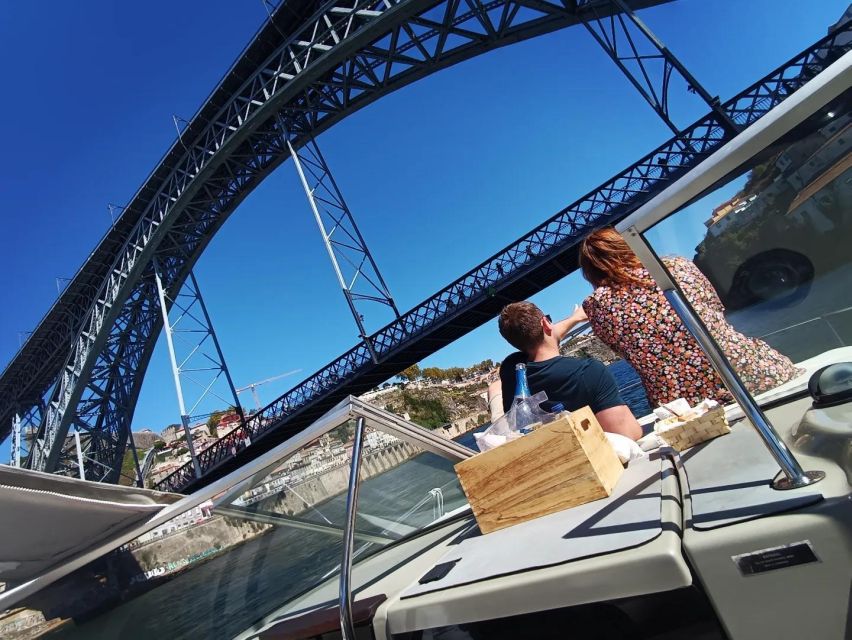 Private Boat Trip for 2 with Tasting in Porto -Sunset Option - Getting to Marina da Afurada and How the Tour Starts