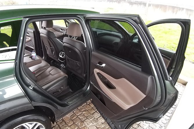 Private Chauffeur Service and Executive Car Hire - 4 Hours Custom - Accessibility and practical needs you can plan for