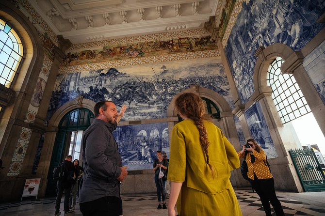 Private City Kickstart Tour: Porto - Sao Bento Railway Station: the 1903 “time machine” opener