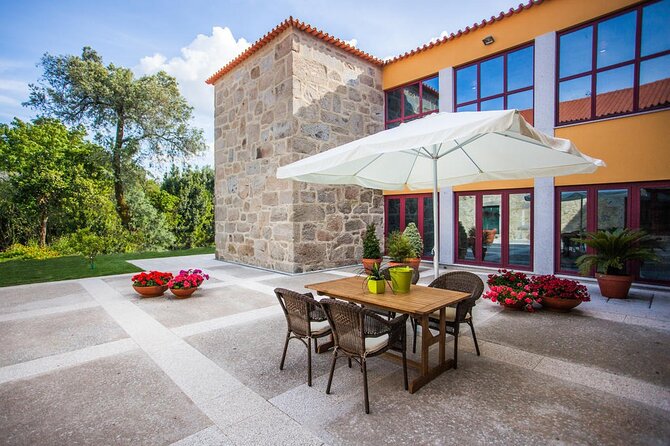 Private Culture and Wine Tourism Tour - The value of pairing Braga sanctuaries with Vinho Verde wine