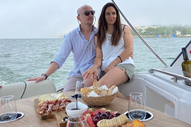 Private Douro navigation with local flavors - Timing, weather, and how to plan your Porto day