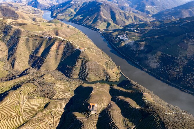 Private Douro Valley UNESCO Wine Tour from Porto with Lunch - Stop 1 in Amarante: coffee break and a quick historic center walk