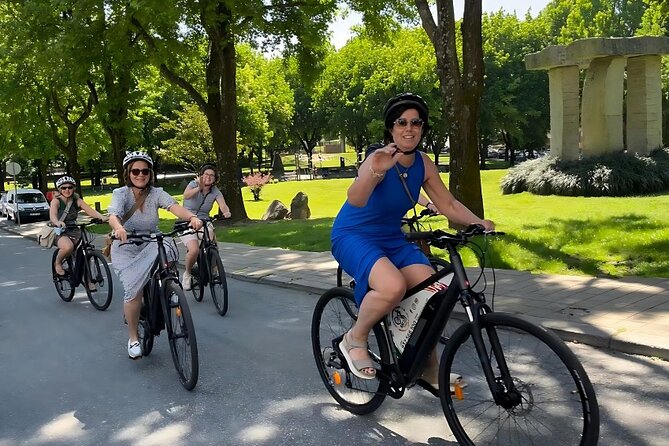 Private Electric Bike Tour in Oporto - The Eiffel-Tower Engineer Bridge Moment: A Snapshot of Porto’s Engineering Pride