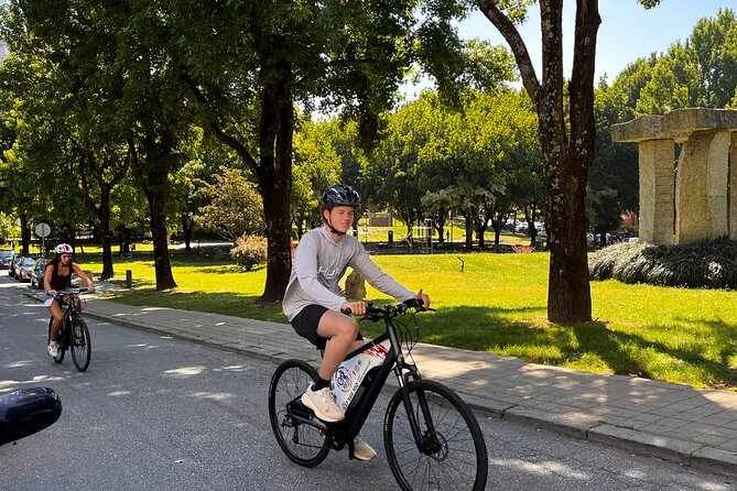 Private Electric Bike Tour in Oporto - Praca da Batalha: A Monument-Heavy Square With Local Anchors