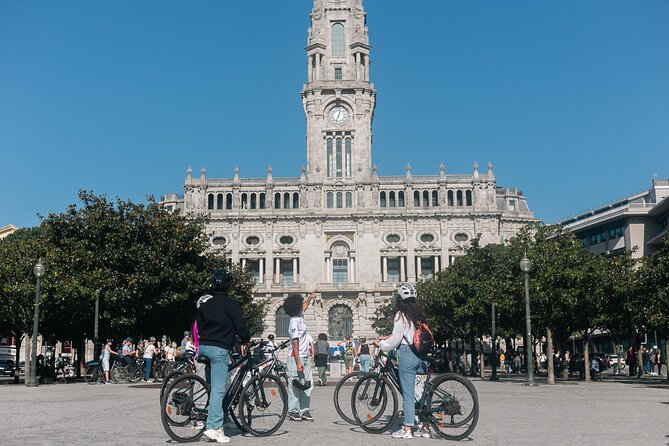 Private Electric Bike Tour in Oporto - Meeting Point to First Stop: São Bento’s Tiles and a Fast City Warm-Up