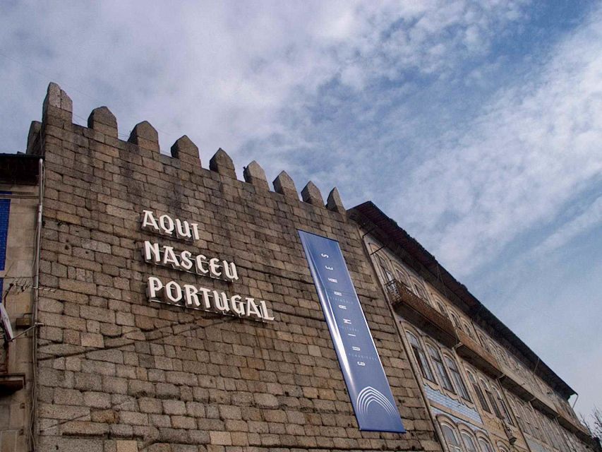 Private Guimarães Half-Day Tour from Porto - Toural Square and the Weekly Fair Area: A Slice of Everyday Guimarães