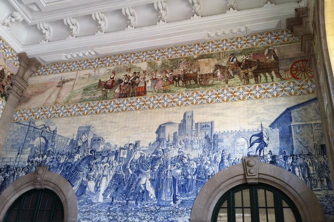 Private off the beaten Walking Tour Porto with a local expert - Sao Bento Railway Station: Porto’s tile-coded welcome