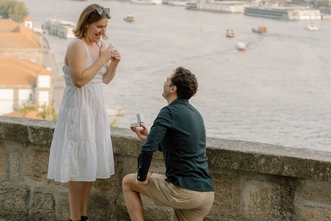 Private Photography Session for Couples in Charming Porto City - How to Make the Most of Your 1-Hour Session