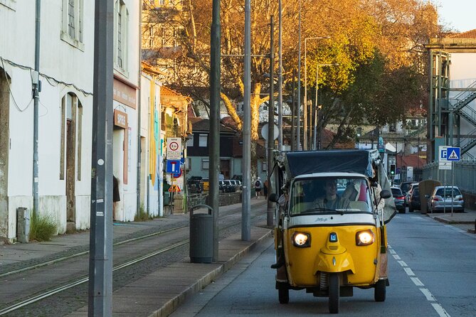 Private Port: Tuk Tuk and boat with local guides - Old Porto stops: Church of San Francisco and the Emil David gardens