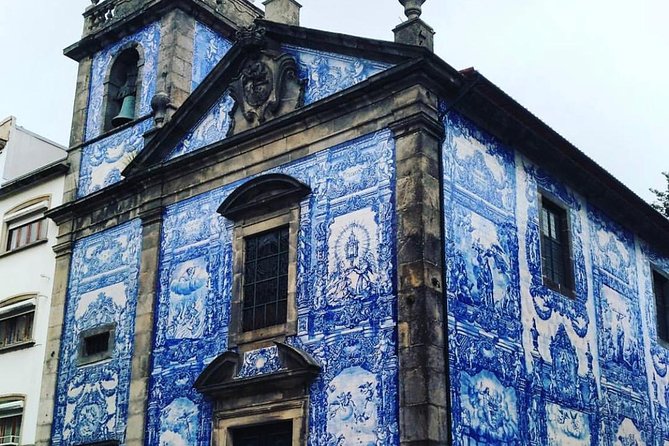 Private Porto City Tour with Sailing and Wine Tastings - São Francisco Church and Catacombs: The Baroque Detail Stop