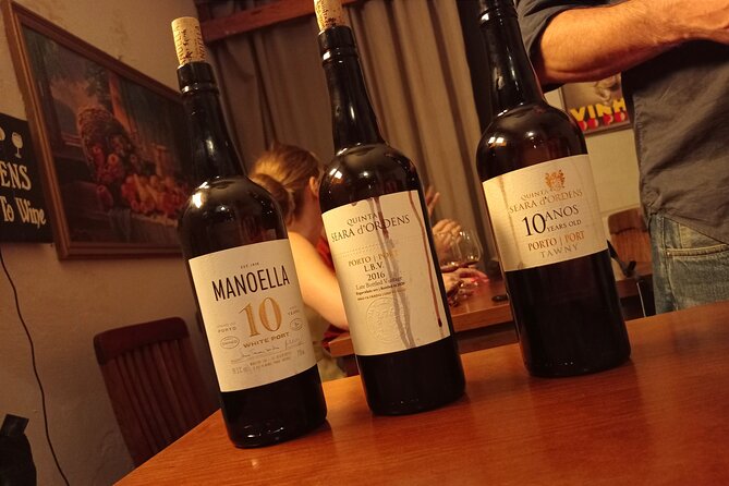 PRIVATE Porto food & wine tour - Bifanas and beer at Conga: Porto’s quick, perfect meal
