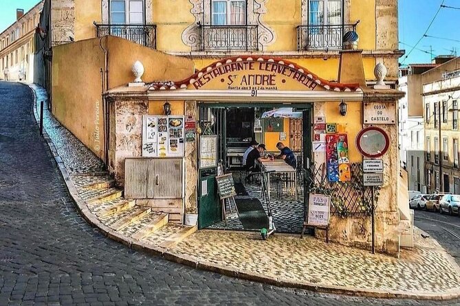 Private Porto Tour to Lisbon with stops: Nazare, Obidos & Aveiro - Key things I’d watch for
