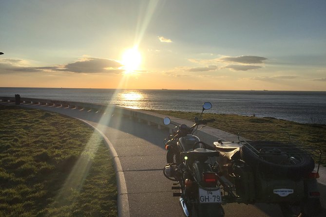Private Sidecar Sunset & Drinks! - Stop 1: Catedral do Porto for views without the pressure of paid entry