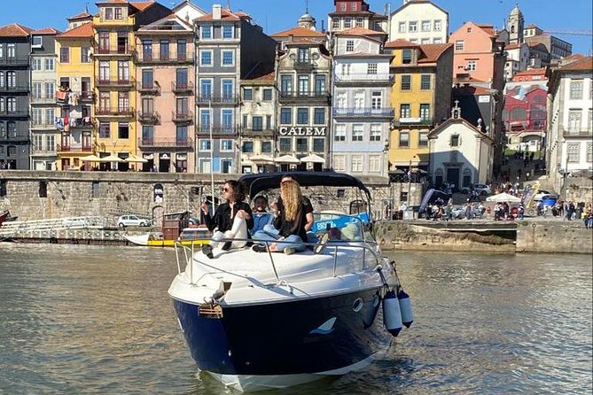 Private tasting in the Douro (1 to 7 people) on a yacht for yourself - Cabedelo, Old Foz, and Barra do Douro: The “Romantic View” Stretch