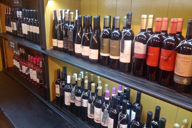 Private Tour in Douro Valley Wine Region & Traditional Lunch - Lunch at a local tavern: the part that keeps it Portuguese