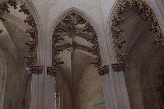 Private Tour through Tomar, Fátima, and Batalha historical sites - Basilica of the Holy Trinity: modern stone with a very old connection