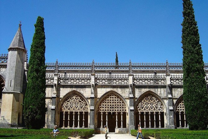 Private Tour through Tomar, Fátima, and Batalha historical sites - Mosteiro da Batalha: Portuguese Gothic built over multiple reigns