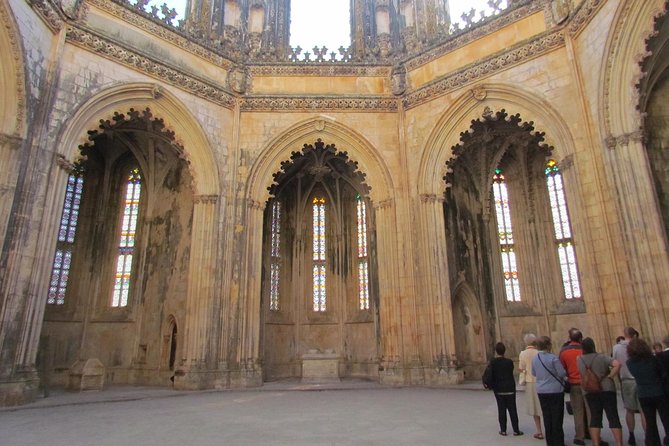 Private Tour through Tomar, Fátima, and Batalha historical sites - Morning in Porto: pickup, comfort, and an early start you can handle