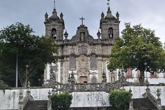 Private Tour to Guimarães and Braga, two incredible cities - Braga’s center: gardens, cathedral vibes, and a fortress trace