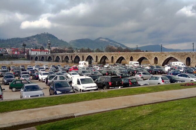 Private tour to Ponte de Lima, Vinho Verde region - Roman bridge to medieval bridge: Ponte Romana e Medieval in context