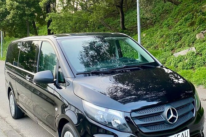 Private transfer from Porto to Braga or Guimarães - Comfort and Arrival Peace of Mind