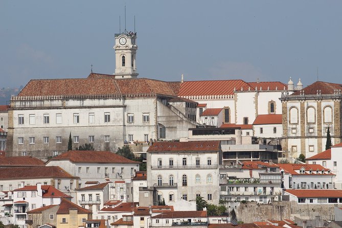 Private Transfer Porto-Lisbon with 2 (two) Visits on the Way - Fátima: Pilgrimage Power and the 1917 Story